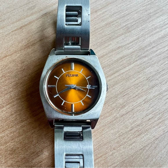Pulsar ladies brown dial silver tone retro dress watch NEW BATTERY main image 7
